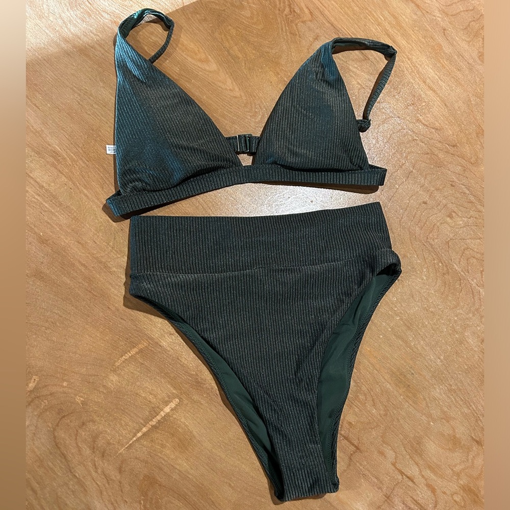 Aerie matching bikini set. Dark green. Small top and bottom.
